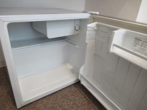 Hotel Crown Hills Kitami Annex的厨房或小厨房