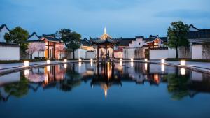 Bassein majutusasutuses Banyan Tree Huangshan või selle lähedal