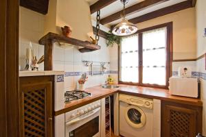 Kuchnia lub aneks kuchenny w obiekcie Vivienda Casa Luisa