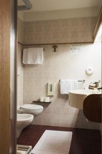 Koupelna v ubytování Hotel Catinaccio