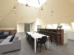 Posezení v ubytování Modern Villa Retreat in Aalst