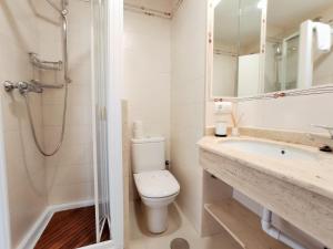 Ένα μπάνιο στο Apartamento Sea Views Rota +23 φωτογραφίες