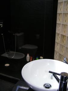 Ett badrum på Casa Pico Musica