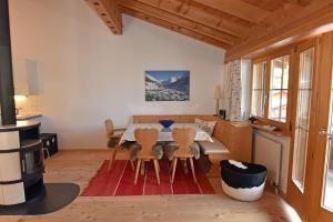 Χώρος καθιστικού στο Monami Apartments Klosters, Bim Sportplatz +12 φωτογραφίες