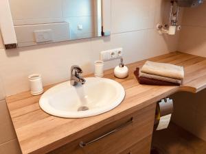 Łazienka w obiekcie Ferienwohnung Klampfermühle