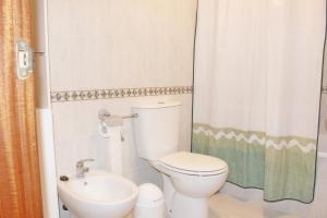 A bathroom at Casa Valdelagrana Playa