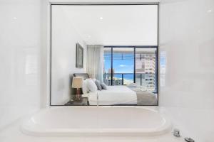 Letto o letti in una camera di Oracle Broadbeach - Amazing Ocean Views!