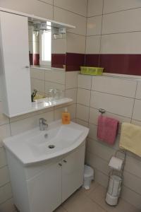 Koupelna v ubytování Apartmani Ivišić