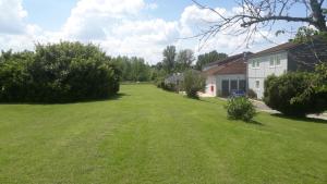 Photo de la galerie de l'établissement Hotel - Restaurant du Lac - Agen, à Boé