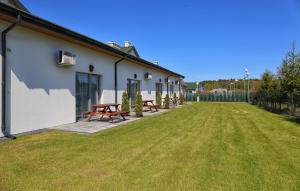 Κήπος έξω από το Domki Bałtycka 14a