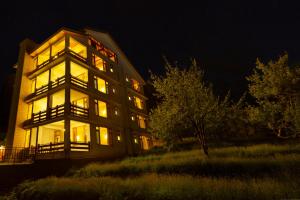 The building in which a szállodákat is located