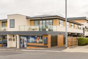 Gallery image of Kangaroo Bay Apartments in Hobart