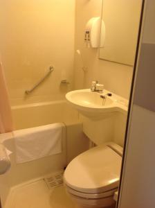 Ein Badezimmer in der Unterkunft Hotel 1-2-3 Shimada