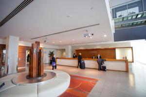 Hall o reception di PARKROYAL Melbourne Airport