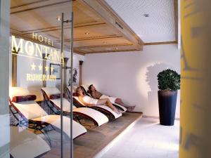 Posezení v ubytování Hotel Montana