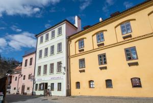 Tòa nhà nơi căn hộ tọa lạc