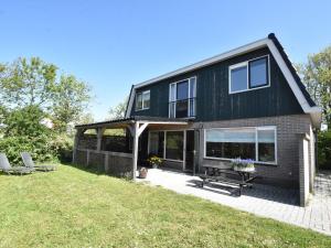 Zahrada ubytování Holiday Home in Callantsoog near Beach
