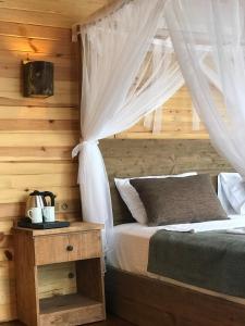 Cama ou camas em um quarto em Symbola Oludeniz Beach Hotel