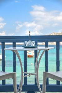 ミコノス・シティにあるWhite Memories, seafront luxury apartment Mykonosのギャラリーの写真