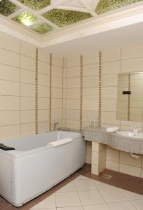 Vannituba majutusasutuses Hotel Centar Balasevic