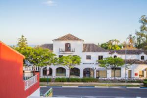 Gallery image of Myra Apart-Hotel in Marbella