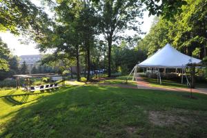 Gallery image of Avon Old Farms Hotel in Avon