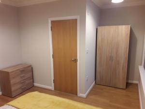 Luxury and Stylish 2 bedroom Apartment with en-suite