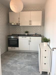 Kuchyňa alebo kuchynka v ubytovaní Luxury Loft Malaga Torremolinos Sol