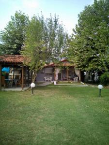 Zahrada ubytování Sevi Platamon Home