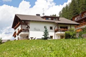 The building in which Az apartmant is located