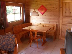 Fotografija v galeriji nastanitve Chalet Cahors - 4 pers. v mestu Mauroux