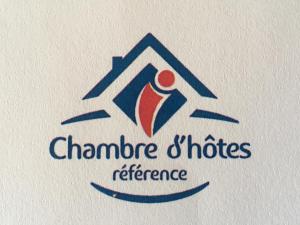 un logotipo para una referencia al silbato de chamón en Les Asphodèles, en Saint-Hippolyte-du-Fort