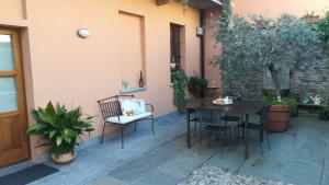 A patio or other outdoor area at A due passi dal Castello