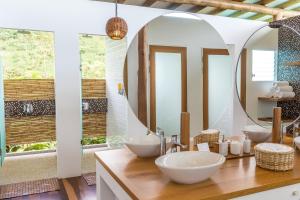 Vonios kambarys apgyvendinimo įstaigoje Kinkara Luxury Retreat