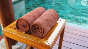 Bazén v ubytování Sanya LUHUITOU Resort & Spa nebo v jeho okolí