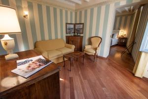 Część wypoczynkowa w obiekcie Albergo Le Due Corti