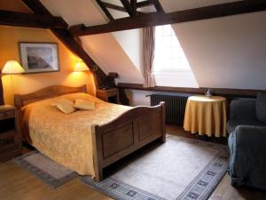 Cama o camas de una habitación en La Croix du Reh