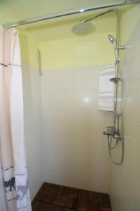 Kúpeľňa v ubytovaní Central apartment with beautiful sea view