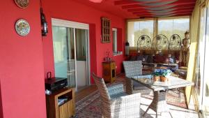 Posedenie v ubytovaní MAGNIFICO APARTAMENTO EN CALA LLOBETA