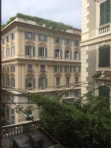 The building in which a vendégházakat is located