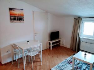 TV/trung tâm giải trí tại Sankt-Nikolaus Old Town City Apartment