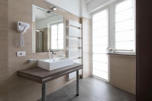 A bathroom at Hotel Conradi