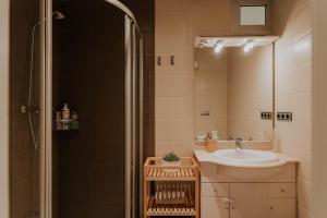 Phòng tắm tại Apartamento de Esther y Javi +25 ảnh