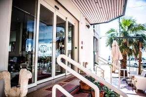 Imagen de la galería de Hotel West End, en Alassio 80 fotos más