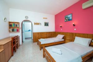 Imagen de la galería de Poseidon Apartment, en Archangelos