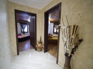 Bilik mandi di Гурме хаус +79 gambar