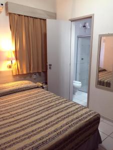Koupelna v ubytování Ideal Praia Hotel