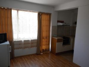 Η κουζίνα ή μικρή κουζίνα στο Ivanova Cheshma Guest House