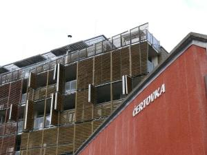 Budova, v ktorej sa apartmán nachádza