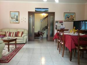 Posezení v ubytování B&B Il Ghiro-Country House